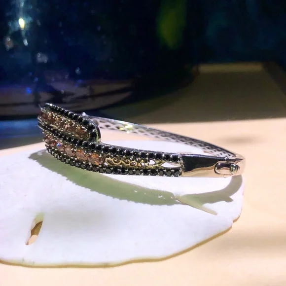 Sterling Andalusite and Black Spinel Clip On Bangle - Picture 4 of 12